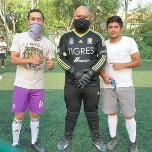 Meet your Posher, Felix